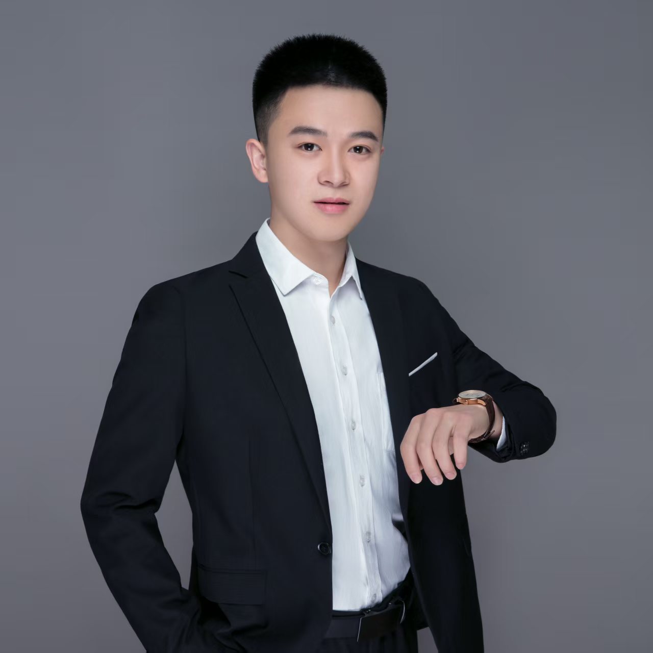 青岛设计师_郭兆瑞